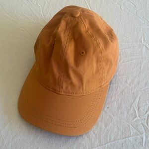 New w/out Tags Universal Thread Adjustable Mustard Color Women’s Ball Cap